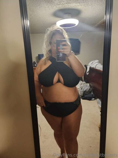 vieille milf onlyfans chaud adulte archive