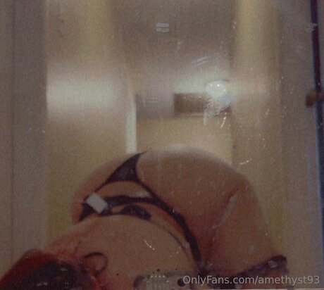 Amethyst93 actrice nue img