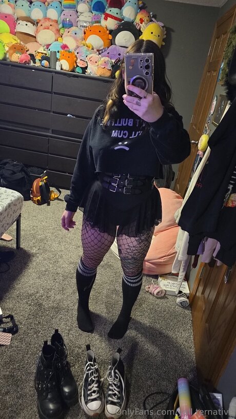 Yall Ternative actrice artistique photos