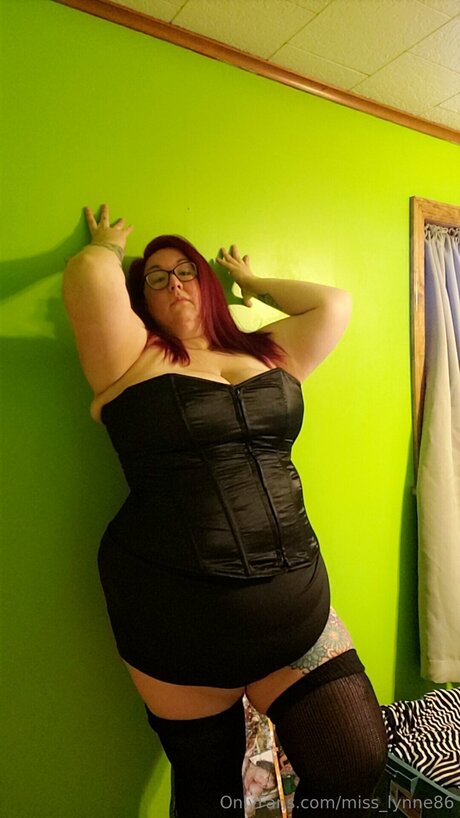 Miss Lynne86 étoile sympa img