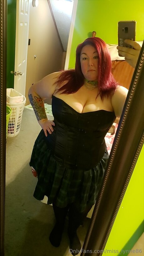 Miss Lynne86 étoile de l'art des photos