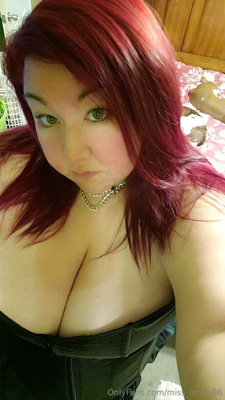 Miss Lynne86 étoile xxx galeries