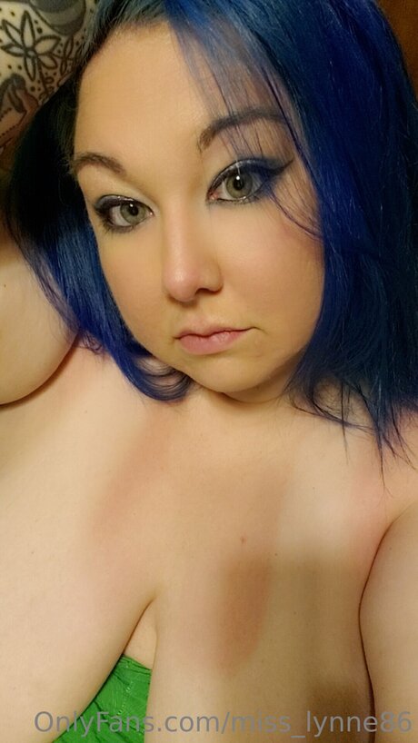 Miss Lynne86 étoile de l'art photo
