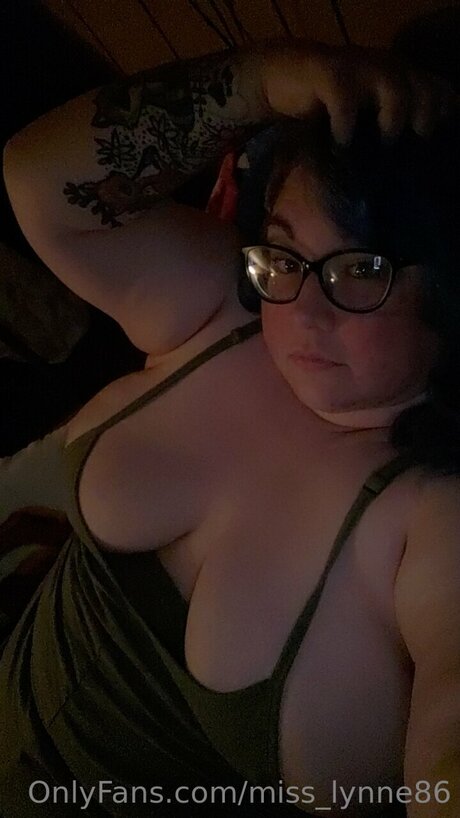 Miss Lynne86 étoile parfaite photo
