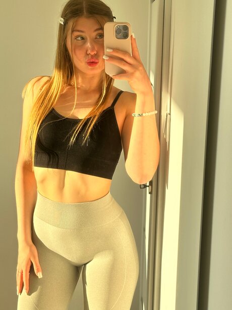 Miasummmersvip étoile sexy archive