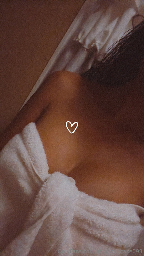 Asiancupcake093 actrice hd photo