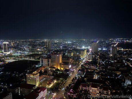 Oftvleeloo actrice érotique photos