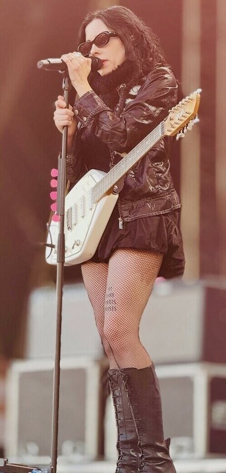 Heather Baron Gracie actrice chaude galeries