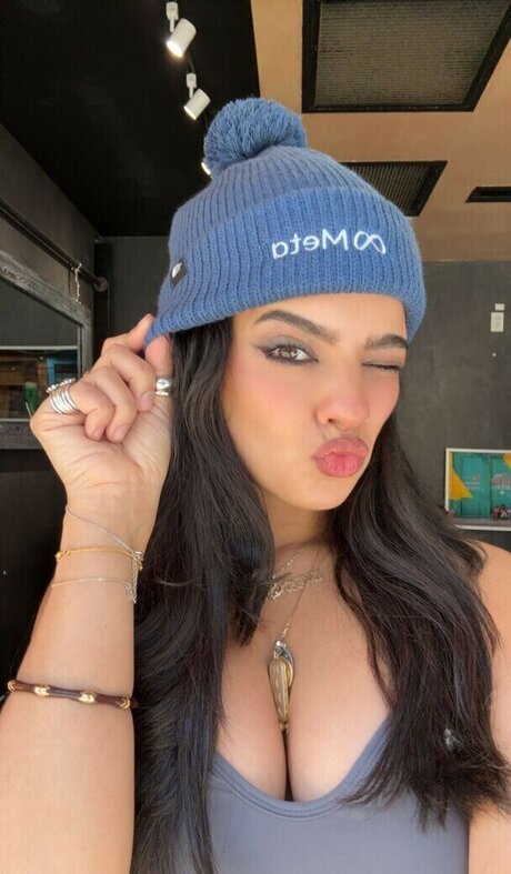 Nina Drama sexe star img