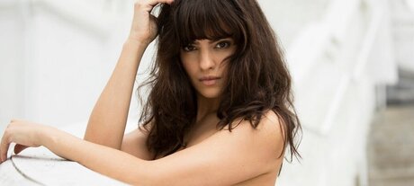 Nina Drama star du porno parfaite img