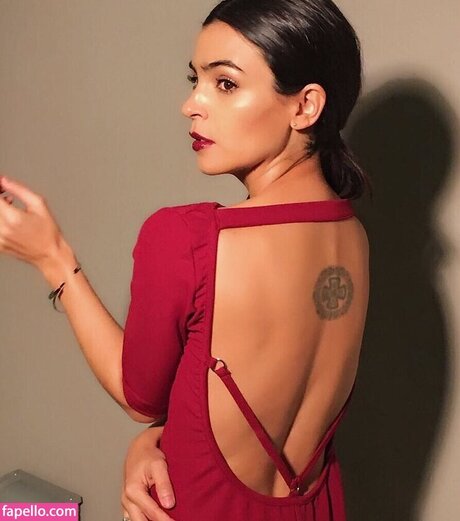 Agustina Cherri belle étoile images