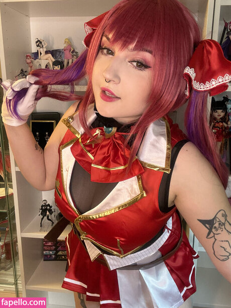 Fuyumuju star du sexe des photos