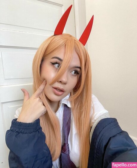 Alana Misako étoile de l'art photos