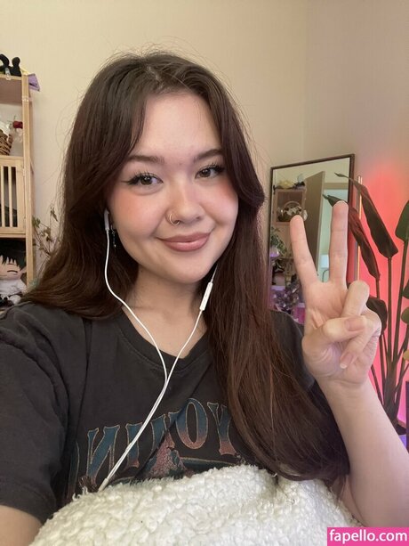 Alana Misako star du porno parfaite images