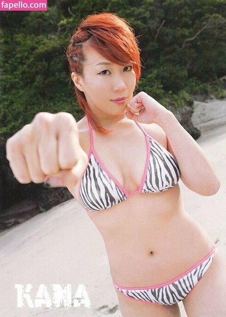 Asuka WWE actrice nue galerie