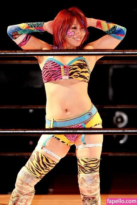 Asuka WWE modèle img