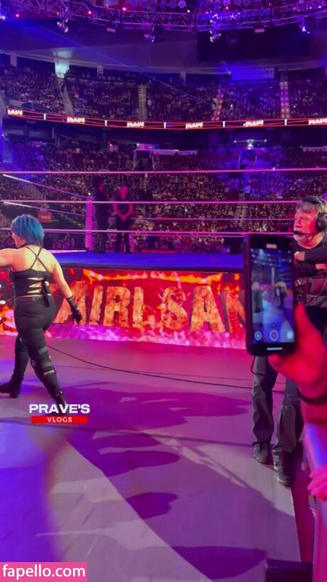 Asuka WWE actrice exclusive des photos