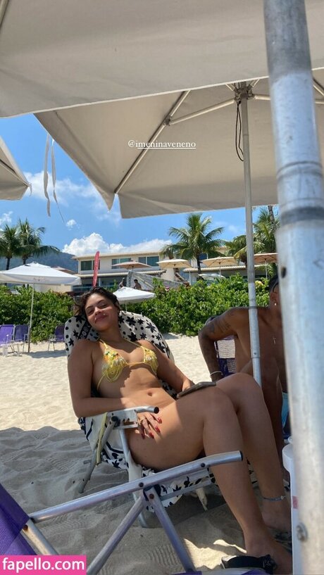 Menina Veneno modèle parfait archive