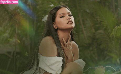 Micaella Raz sexe de star du porno image