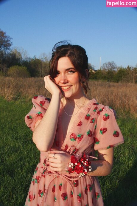 graciecatemakes actrice chaude des photos