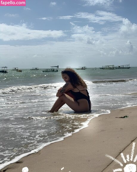 Giovanna Pitel meilleure star du porno image