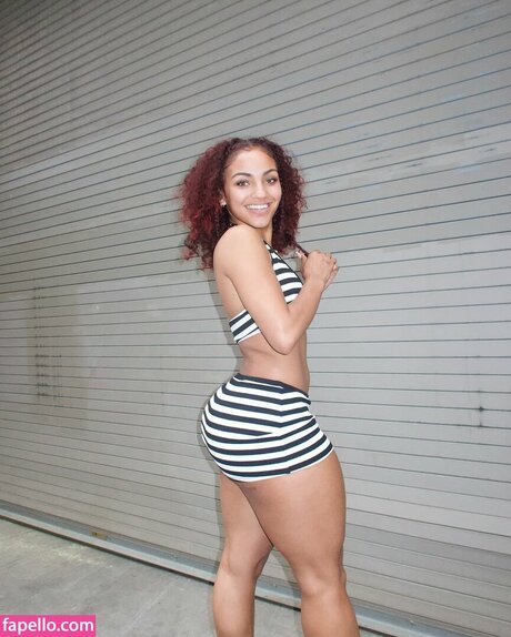 Avi babyyy modèle magnifique galerie