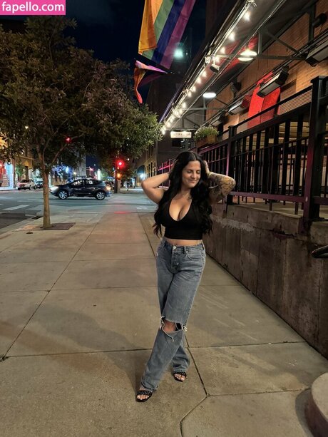 ughhjen actrice nue collection