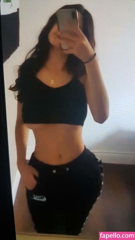 Noora Hejaz actrice de grande qualité photos