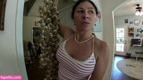 Getting Grounded With Jenna actrice chaude images