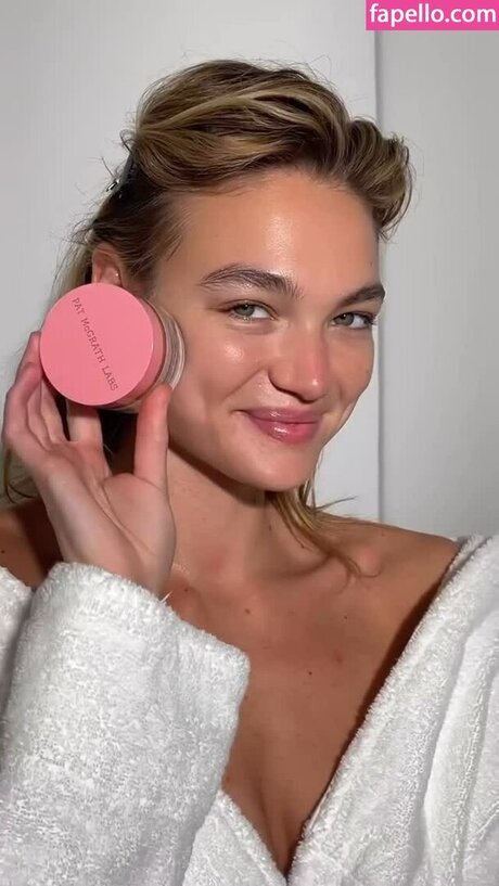 Camille Opp jolie étoile archive