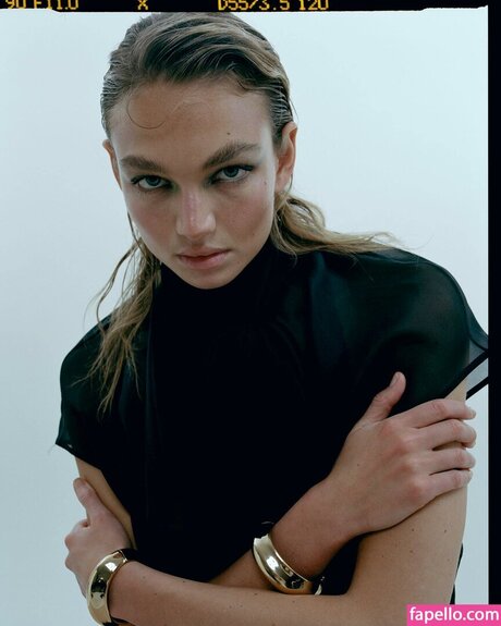 Camille Opp modèles nus photo