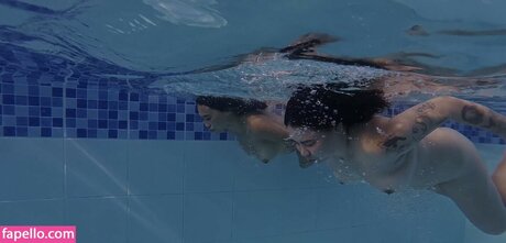 stiwaberi modèle artistique galeries