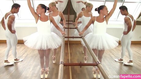 Cayla Lyons modèle joli img