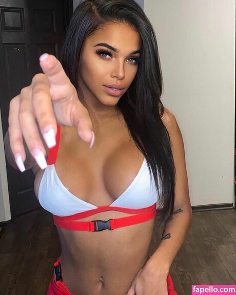 Sydney Thompson star du porno archive