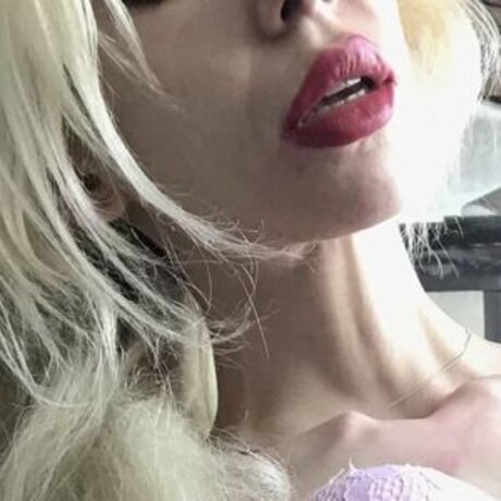 La Strawberry belle star du porno galeries