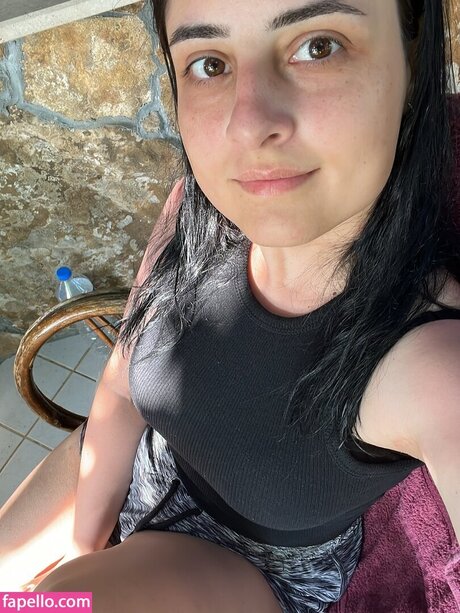 ecehelentezcan actrice adulte galeries