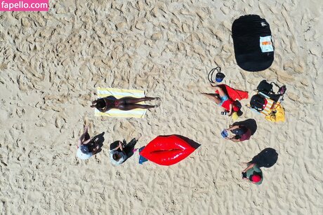 Naomi Nash actrice nue des photos