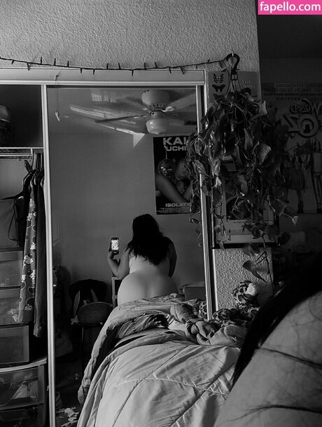 Weezy Weezyouttaherea art de star du porno galerie