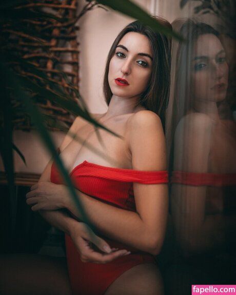 Larissa Schmiederer étoile adulte archive