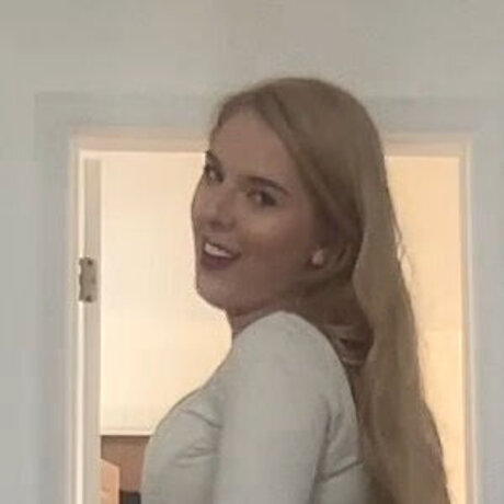 Tpink95 modèle nu galerie