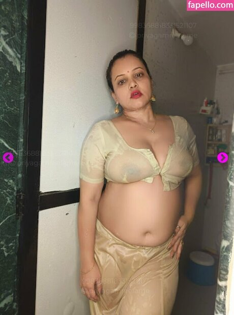 Priya Gamre star du porno chaude photo