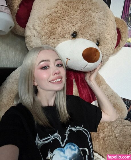 Anastasia Sereda modèle artistique images