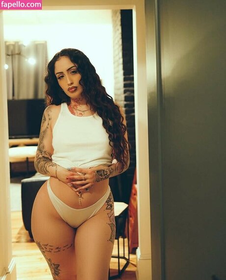 Kissofvogue haut de star du porno image