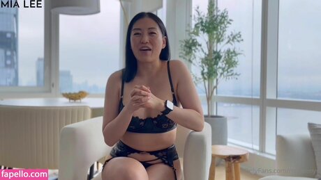 Mialeenyc star du porno en haute qualité archive