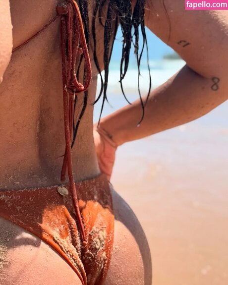 Sofia Ribeiro modèle sexy photo