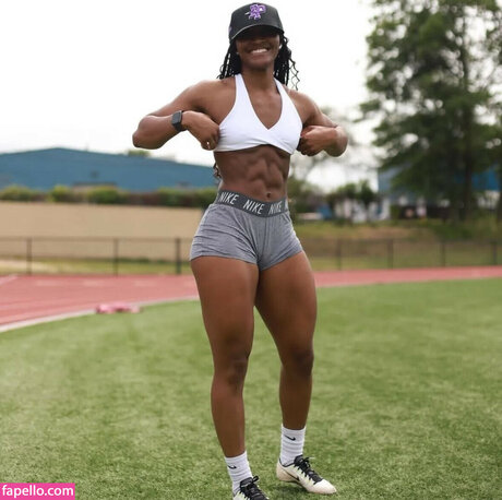 Tiara Howard star du porno de haute qualité photos