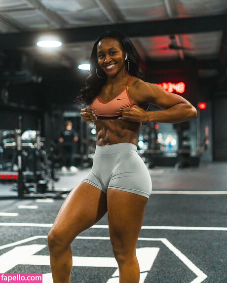 Tiara Howard art de star du porno image