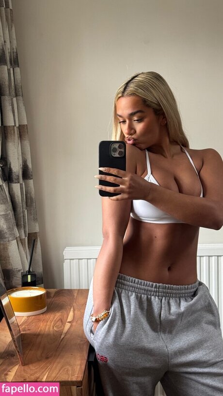 cosplay noir uniquement pour les fans porno des photos