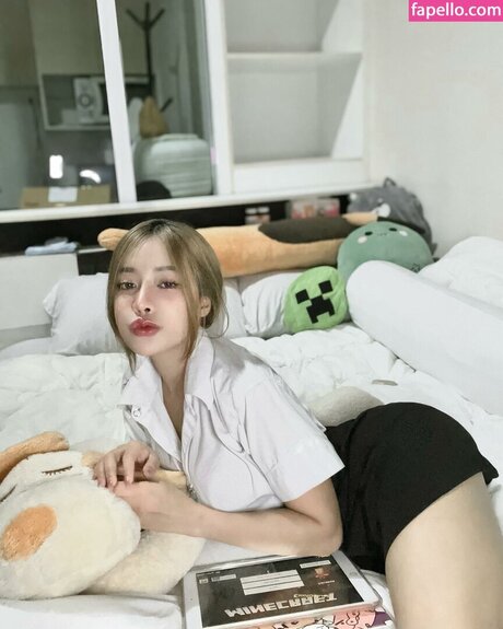 caxeks modèle chaud photos