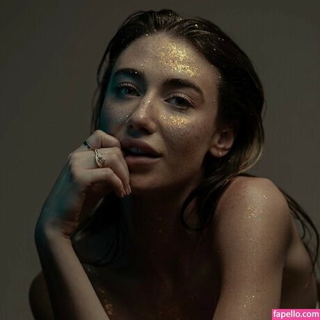 Kamilla Kowal modèle meilleur images